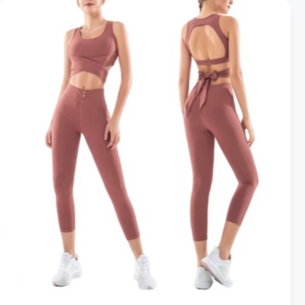 BOWKNOT SPORTS BRA.